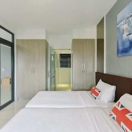 1 Tebrau Suites By Subhome Johor Bahru Exterior foto