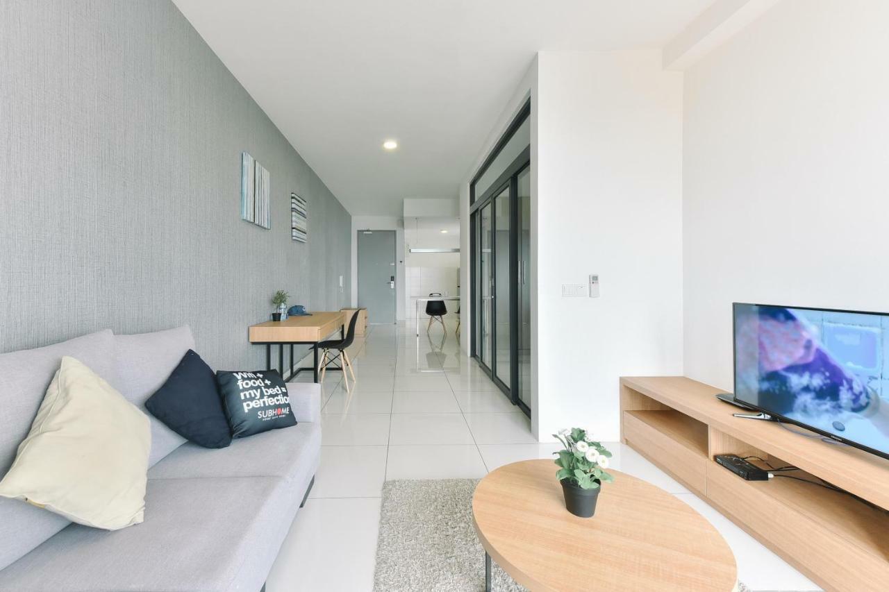 1 Tebrau Suites By Subhome Johor Bahru Exterior foto