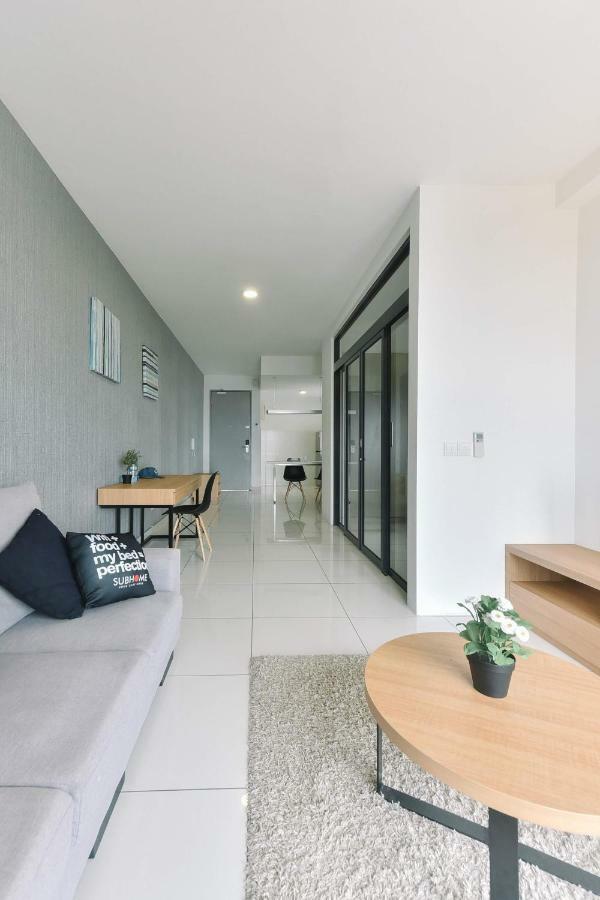 1 Tebrau Suites By Subhome Johor Bahru Exterior foto